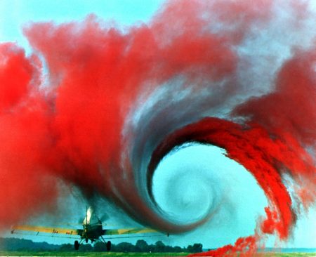 Airplane_vortex_edit